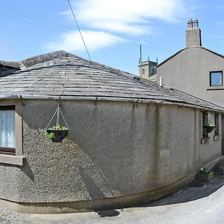 Swallows Return Feriehus